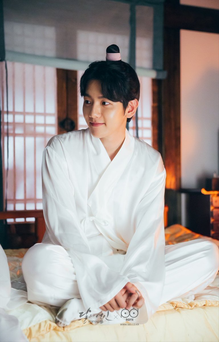 Bbhgap's tweet photo. 백현이                                     왕은이 https://t.co/UpoRO7Z6XB