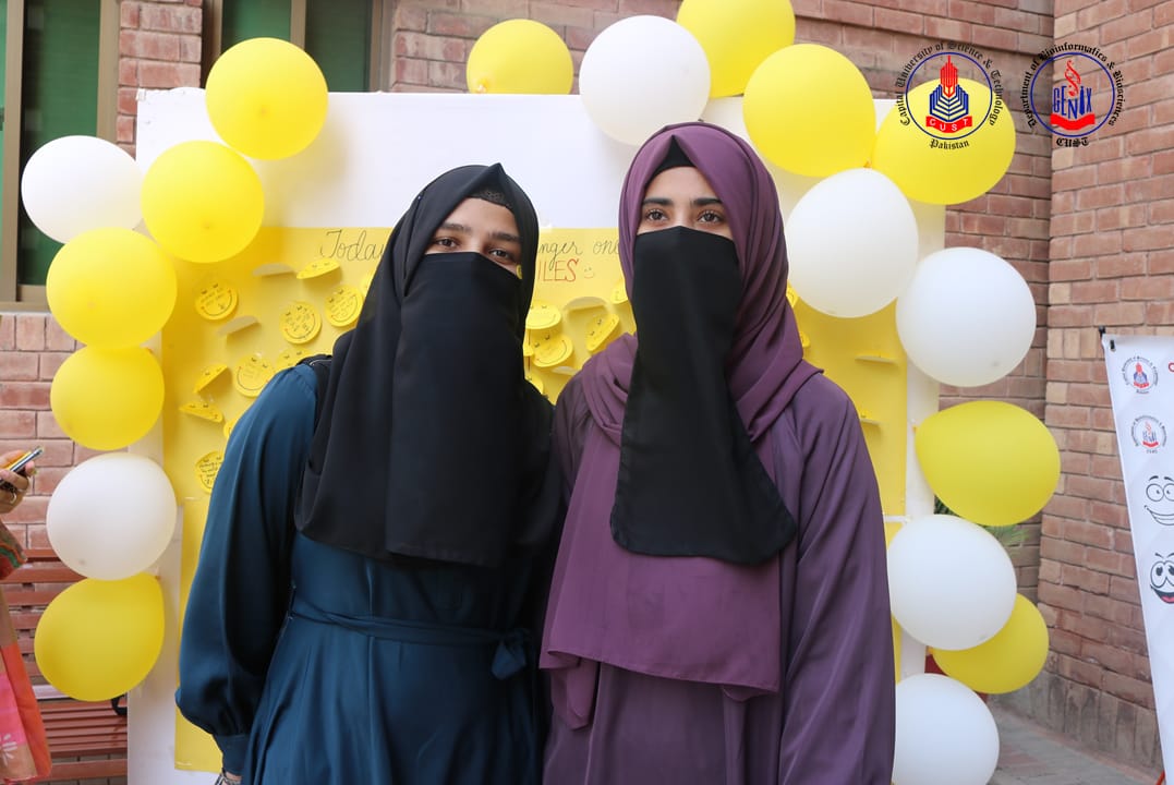 Genix_cust's tweet photo. Genix Society, Fine Arts and Literature Club, Department of Bioinformatics and Biosciences CUST have organized World Smile Day event on Friday 13 October, at New Cafe's Front.
#WorldSmileDay #cust #genix_cust https://t.co/OMxeglVWRU