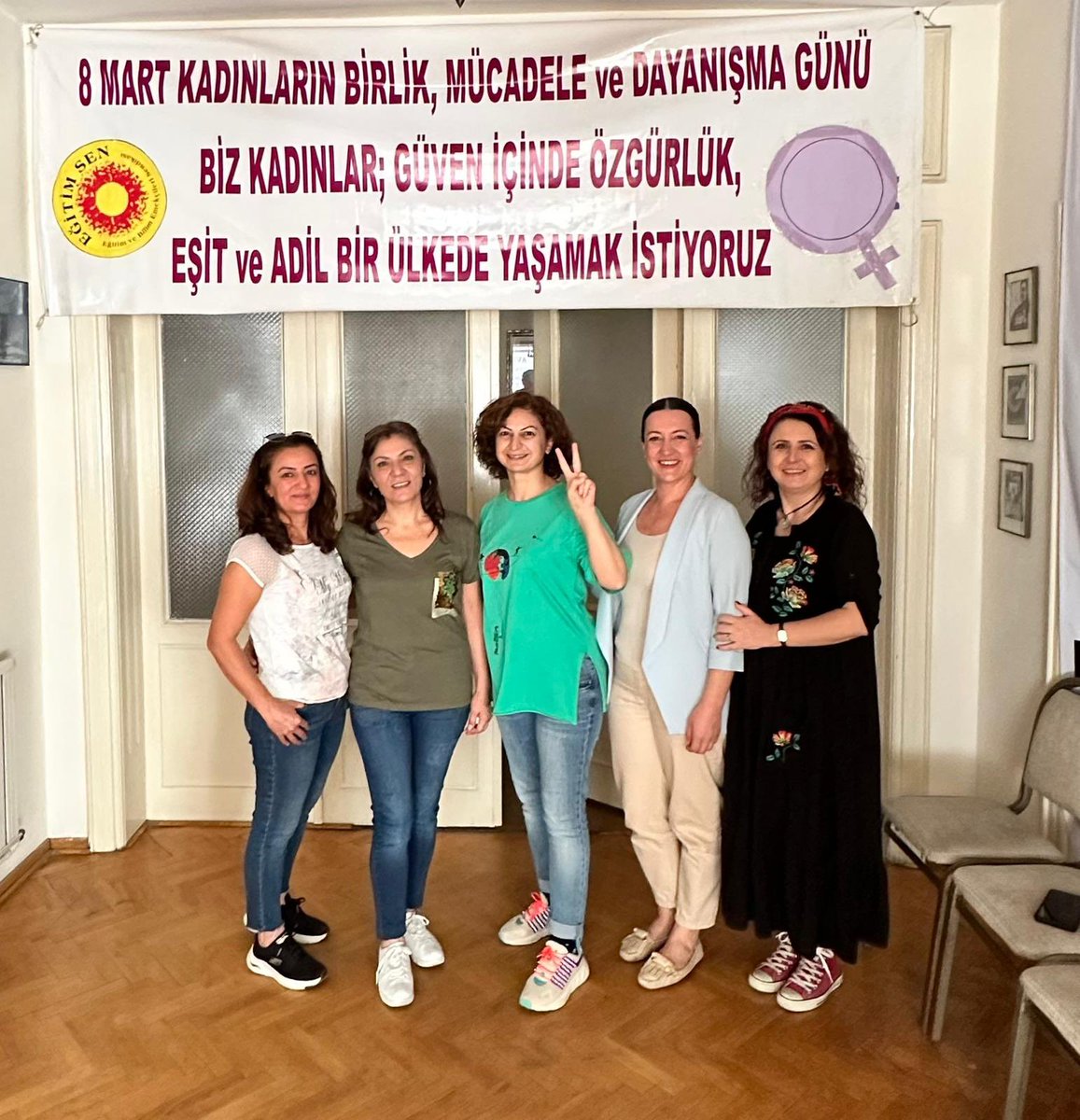 Eğitim Sen Manisa Şube Akhisar temsilciliği seçimlerinde yürütme kurulumuzun tümü kadın eğitim emekçilerinden oluşmuştur.                            Yaşasın örgütlü mücadelemiz!                      Yaşasın Eğitim Sen!                                         <a href="/nejlakurul/">Nejla Kurul</a>