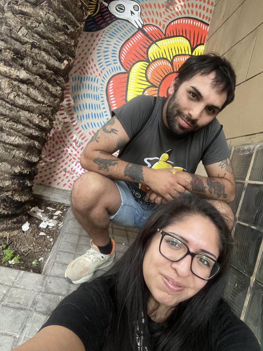 AlphaRM1994's tweet photo. el amor ha llegado a barcelona ❤️🥰 https://t.co/vUQcXwwt9n