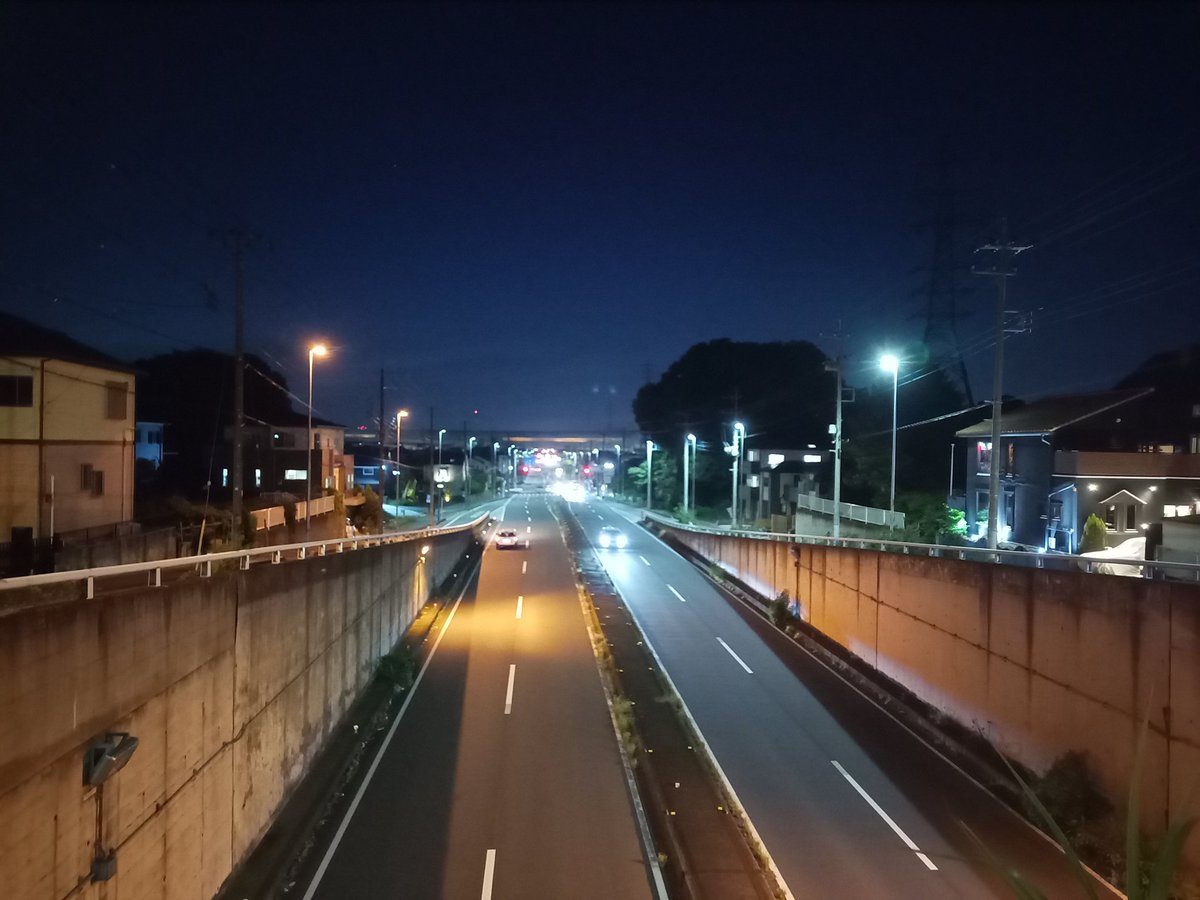 KPL_'s tweet photo. Mode1 RETROIIで撮った写真。
いわゆるパカパカな折り畳みケータイ基準で見れば大健闘かな、と。
この価格帯のスマホとして見るなら、まあまあってところ?
#RETROII https://t.co/Y9n64IbTTX