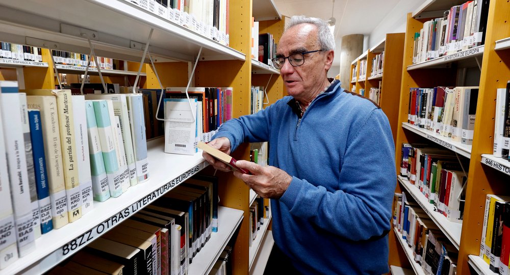 culturaenclm's tweet photo. La @biblioclm celebra mañana sus 25 años de historia.
Mañana se entregarán once distintivos como ‘Socios/as de Honor’ a instituciones, colectivos y personalidades vinculadas con la sociedad y la cultura de la región ℹ👉https://t.co/q5sTpYYk6J https://t.co/Bxm5aZzO3G