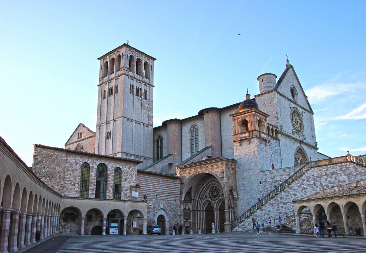 ItaliainSfera's tweet photo. 🕊️ #Assisi: La città della pace e di #SanFrancesco! Esplora i suoi luoghi sacri e la serenità di questa meravigliosa città umbra. Un'esperienza spirituale e culturale vi aspetta. Scopri di più https://t.co/wzbl2wkyU1
#ViaggiInItalia #ItaliaInSfera #Pace #15ottobre #italia https://t.co/W0vFyCXEsa