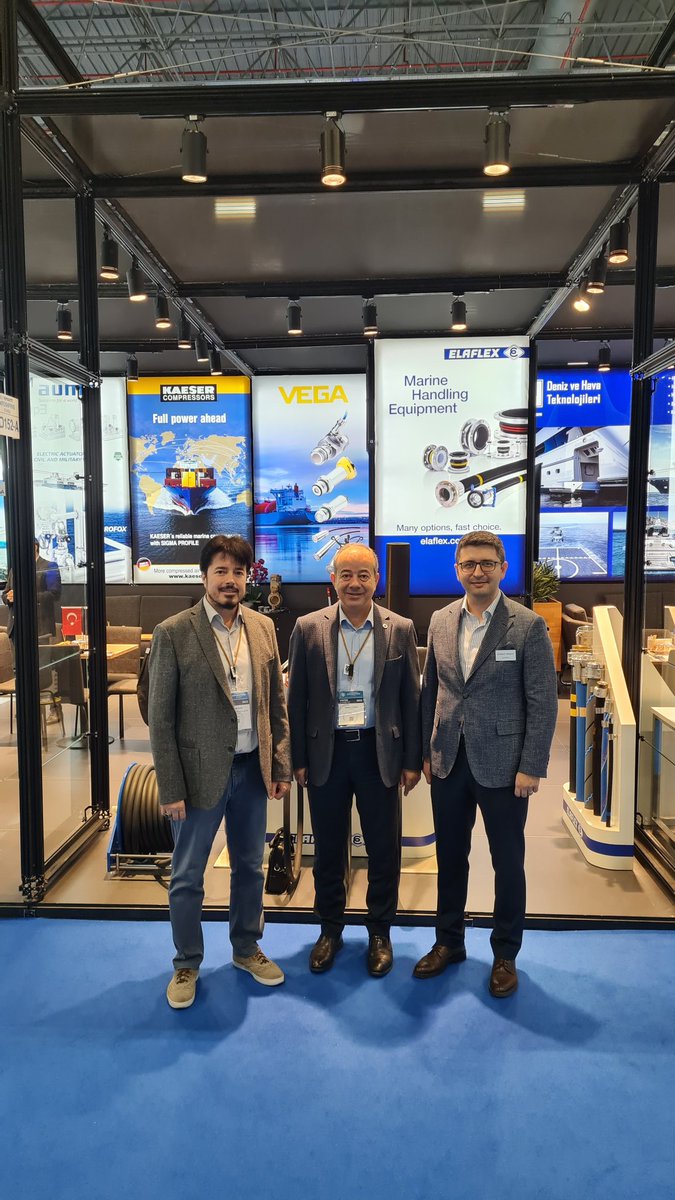 ytugidf's tweet photo. Dekanımız Hüseyin YILMAZ ve Dekan Yardımcımız Muhsin AYDIN  @expomaritt Denizcilik Fuarında sektör paydaşlarımızla biraraya gelme fırsatı bulmuştur. 
@YildizEdu 
@proftameryilmaz
@profhuseyin 
@ytugemdek 
@navteknavaltech 
@VedatDogusel https://t.co/b4bpoEzI54