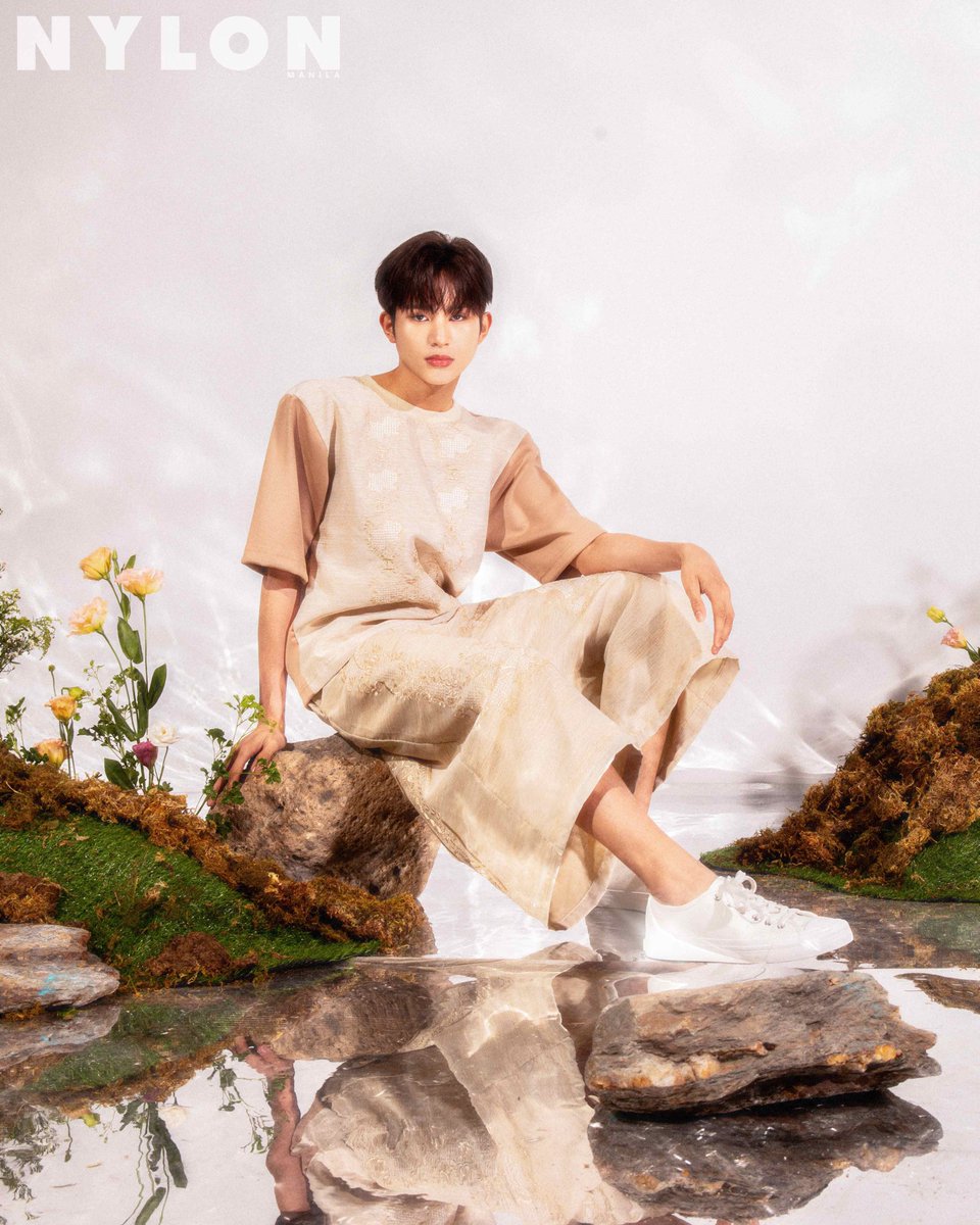 NYLONManila's tweet photo. With a magnetic charm and an unmistakable presence, #Winston hopes that #HORI7ON inspires young Filipinos to aim high and dream big, just as he did.  Read the full cover story here: https://t.co/djanaSnh6s 

#NYLONManilaPresentsHORI7ON https://t.co/06L3d7f9QF