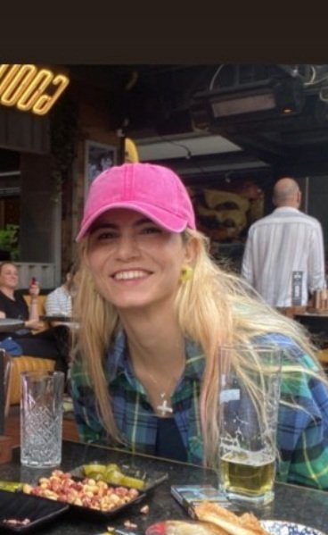 glclkn's tweet photo. ~
Bugün ismi Aşk'ım doğdu .
🤲
#doğumgünü
#HAPPYBIRTHDAY
#Serpin
#iyikidoğdun
#kızıım 💗 https://t.co/u1btLYsRtJ