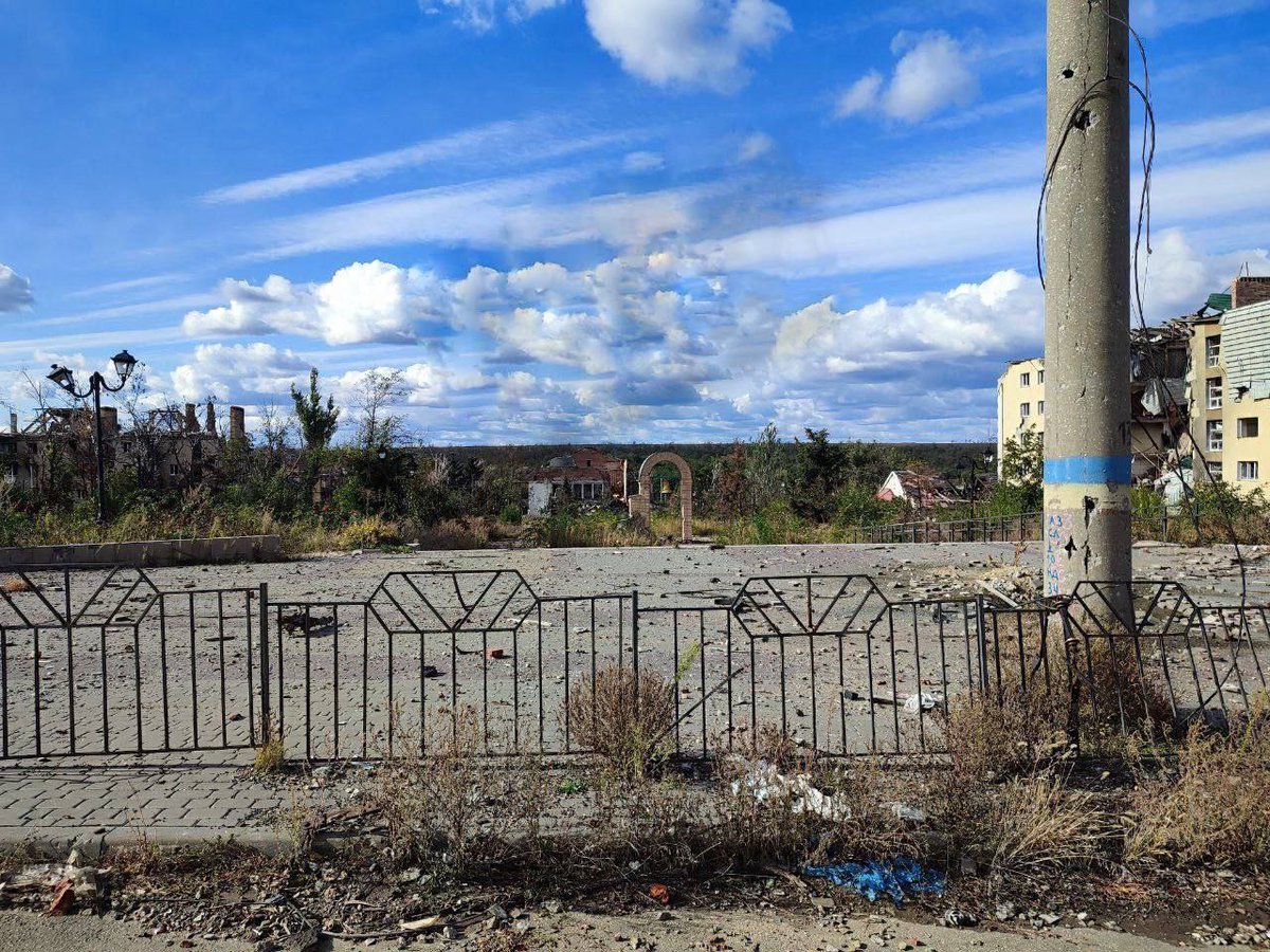 SprinterPress's tweet photo. Landscapes of Bakhmut. https://t.co/aMpePV4wqs