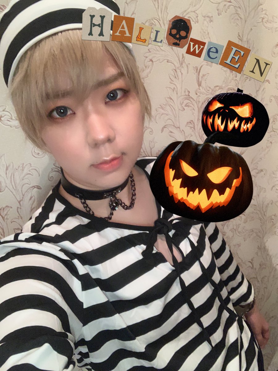 Raiki_First's tweet photo. 今日はわるいわんこかも🐶🎃

First＋夜の部19時からです〜！！ https://t.co/hSUQuMJoz5