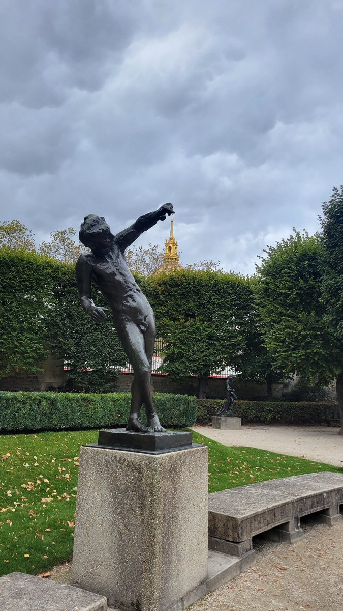 Caught someone being touristy at Musée Rodin.