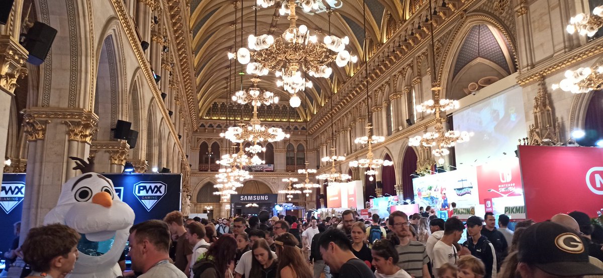 immerea_studio's tweet photo. Some impressions from #gamecity in Vienna 🎮 ✨

#gamedev #indiedev @radiofm4 https://t.co/8CT0u15Knk
