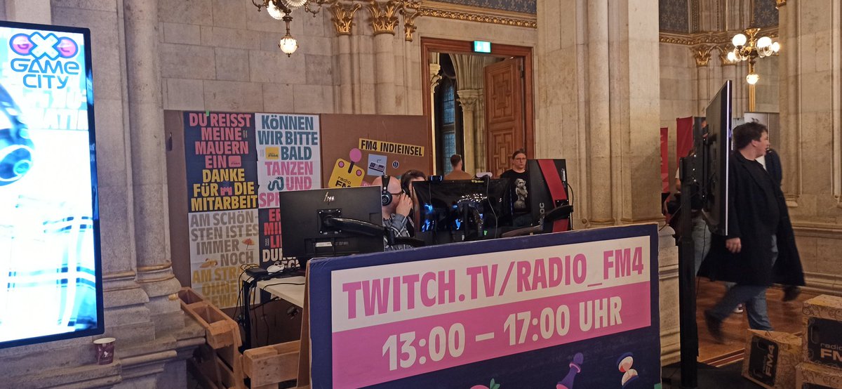 immerea_studio's tweet photo. Some impressions from #gamecity in Vienna 🎮 ✨

#gamedev #indiedev @radiofm4 https://t.co/8CT0u15Knk