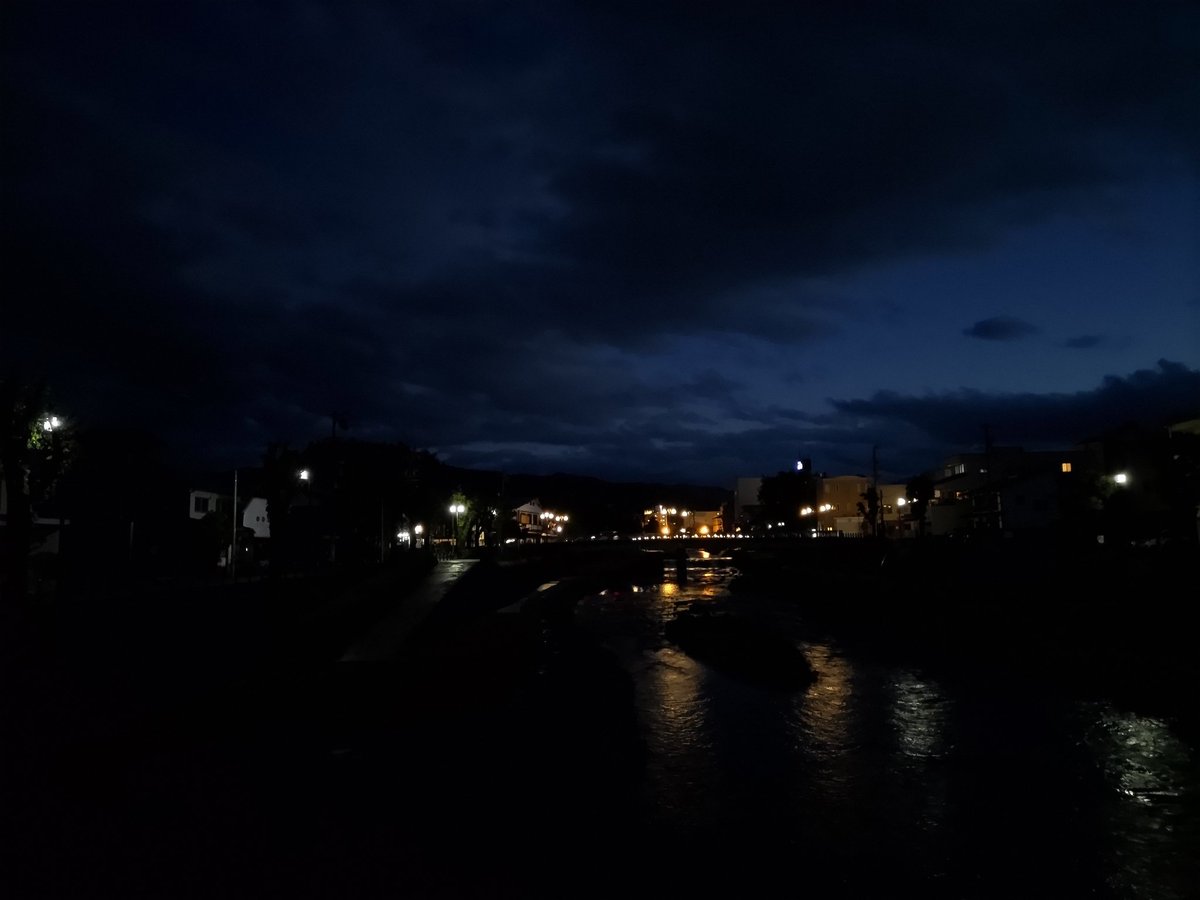 DCimprobook's tweet photo. 日が暮れるのが早くなった https://t.co/BuHclbr3uv