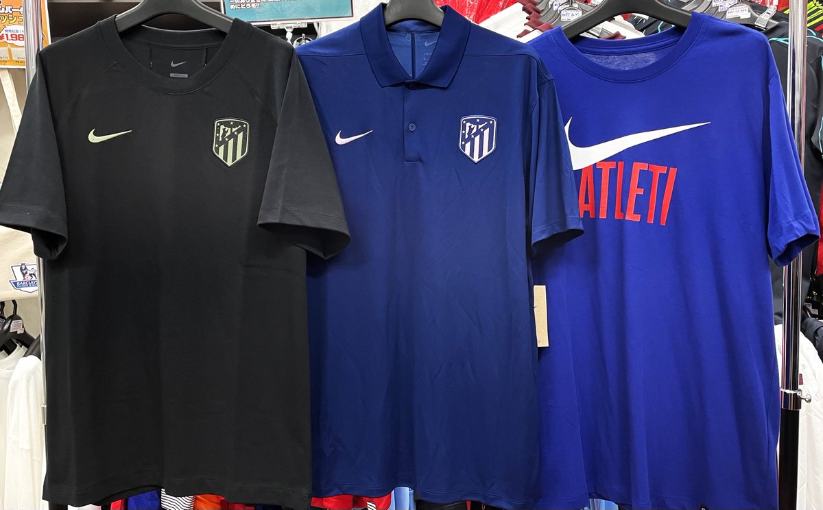 fcFA_JAPAN's tweet photo. 🔴#アトレチコ・マドリード
23-24シーズンアパレル続々入荷📢

シメオネ監督も着用のアンセムJKTや、普段使いし易いカジュアル #NIKE ウェアも多数あります👍
実店舗まで🙏

オンラインはこちらから⬇️
https://t.co/p8G75Tw4oZ
#Atleti https://t.co/pUBn6WT3o9