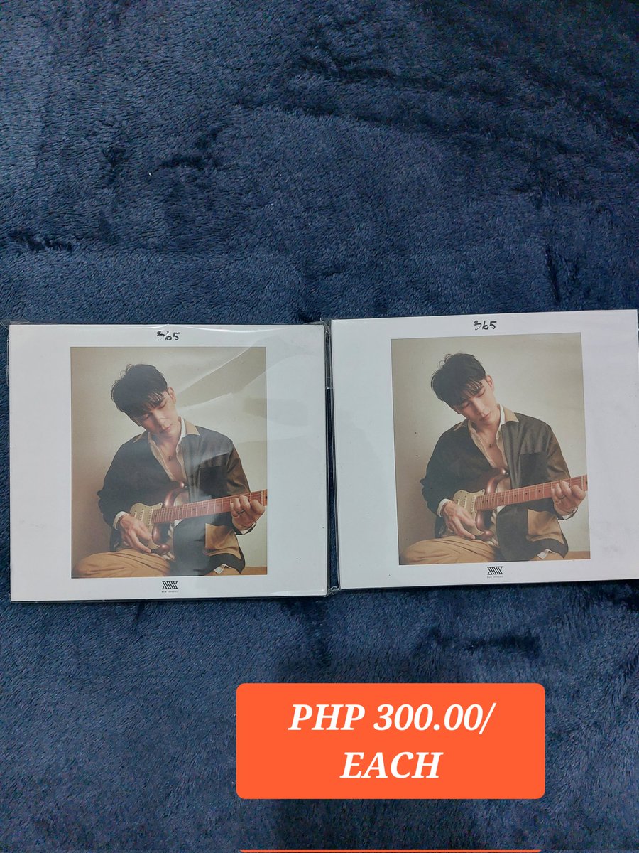 Vhannzie's tweet photo. 🚨 FOR SALE 🚨

📍"ABANDONED MERCH"📍
- owners already abandoned these after ordering without paying for 2 yrs.

✅️ These are all Mew's and Gulf's official merch. 

📌Prices: 50-500 PESOS ONLY

Prices already included on the photos. Please see each one 💕 https://t.co/8Y0BBLUu6d