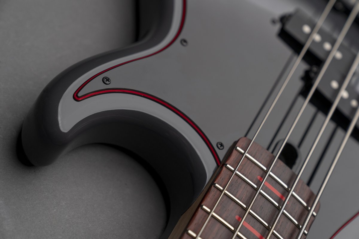YamahaGuitars's tweet image. "I took the inspiration from a Harley Davidson color scheme on a bike I was thinking of getting. I thought the battleship gray along with the black and red would lend itself really well to a bass.” - Yamaha artist Richard Jones.