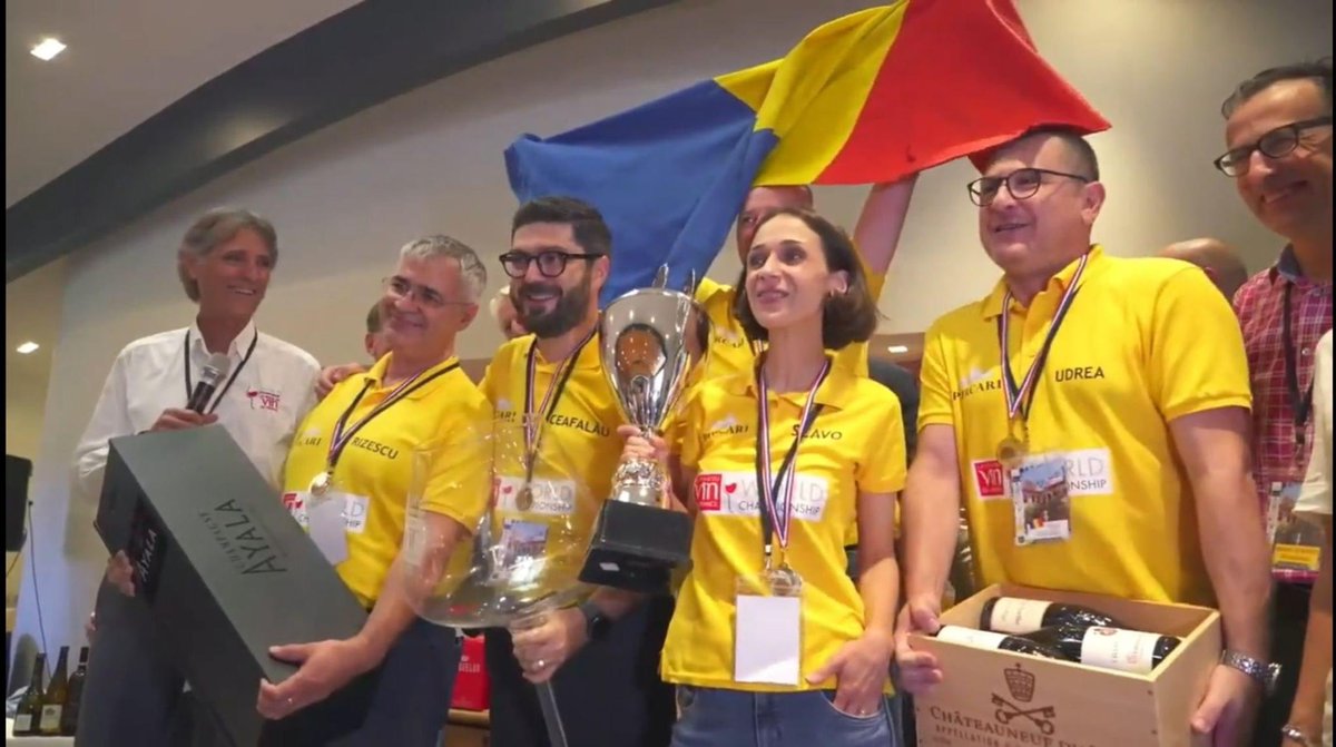 La Roumanie est championne du monde de dégustation 2023 au Château Sainte Roseline. Les pays bas terminent seconds le Danemark 3 e. 32 pays des 5 continents étaient présents.