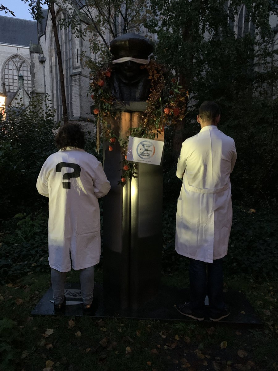 Even nog over mijn "Weeklacht van de vrede, die overal vernietigd is" uit 1516, lees even mee, en u begrijpt waarom ik mij vandaag graag geblinddoekt zie. Mijn goedkeuring heeft @XR_Gouda_  !