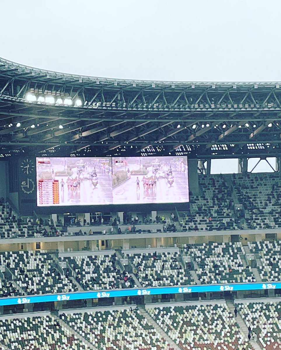 myrunning_imari's tweet photo. お疲れ様でした！
#東京レガシーハーフマラソン

 過去の記録を見返すと、20km以上走ったのは今年1月のハイテクハーフマラソン以来でした...笑

今日はとにかく寒かった。
走った方は体調崩されないようにしっかりお休みして下さい！！ https://t.co/DXyBGAwaOE