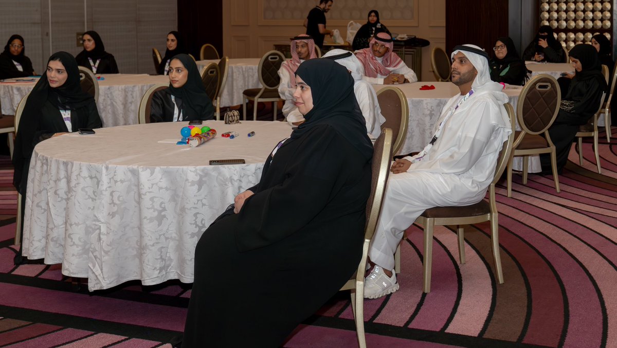 MSYQatar's tweet photo. لقطات من كسر الجليد لوفود من دول مجلس التعاون لدول الخليج العربية والمملكة الأردنية الهاشمية والمملكة المغربية في "ملتقى افكار الشباب من اجل الاستدامة"

#ملتقى_فكرة_قطر
#افكار_الشباب_والاستدامة
#وزارة_الرياضة_والشباب https://t.co/U80XEzvley