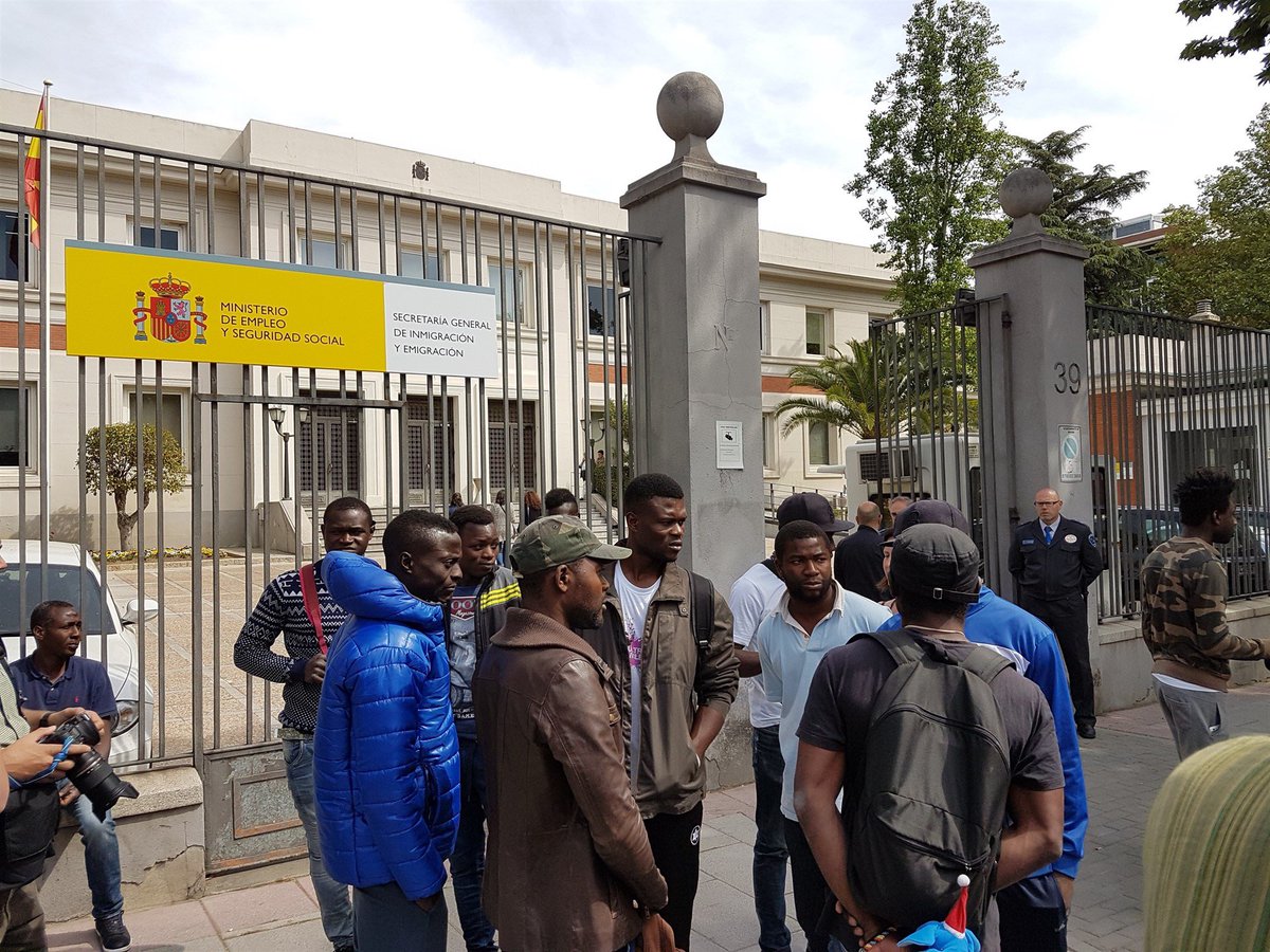 ʜᴇʀQʟᴇs tweet media