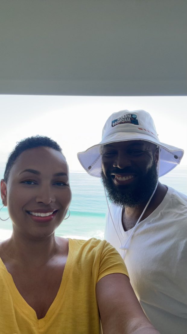 BHall4471's tweet photo. Help me wish this amazing woman a Happy 50th Birthday 🎉 🎂🍾. Half a century is truly a blessing. #myrideordie❤️
#loveyou4life https://t.co/E2XcMqMKwT