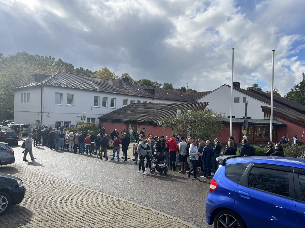 nawrot_l's tweet photo. #Wybory2023 #Wybory Polish parliamentary election🇵🇱 Stuttgart: https://t.co/99GekqKcoC