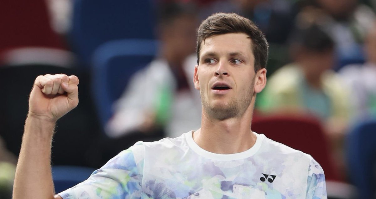 josemorgado's tweet photo. Hubert Hurkacz wins the second ATP Masters 1000 title of his career in Shanghai, beating Andrey Rublev 6-3, 3-6, 7-6(8) in the final. Saved a match point.

A fantastic tournament in a season that wasn't exactly going as planned for him. 

Now 11th in the Rankings and Race.