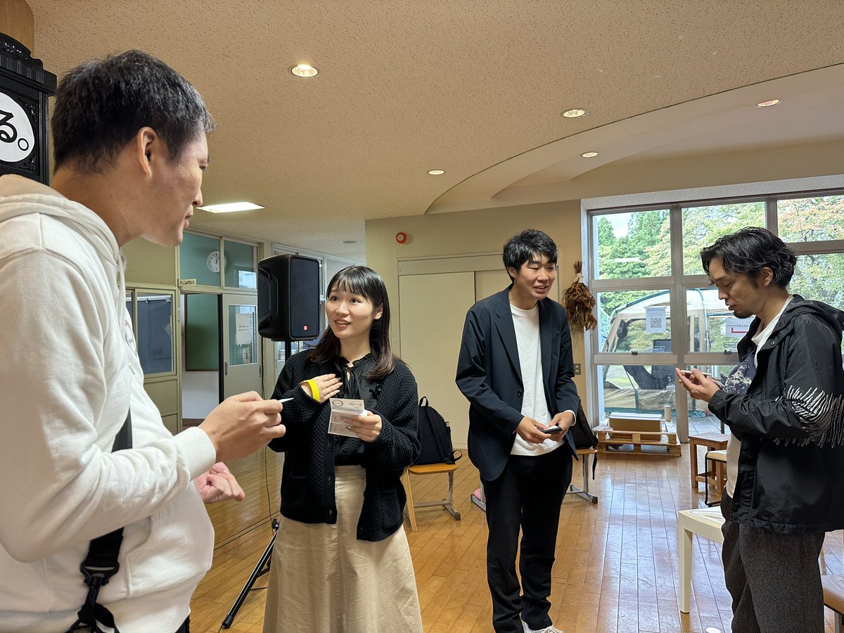 ToyamaEngine's tweet photo. 事業をしたい学生が、アニキ・アネキを見つけるピッチ大会
TORIKKO Lite -今日から一緒にやりません?-
お昼時間をジャックしてやってきました!
富山のエンジン全開だ🚗💨
#初イベント
#しあわせる富山
#T_Engine
#富山
#学生チャレンジ
#学生起業 https://t.co/trgqXkXLSk