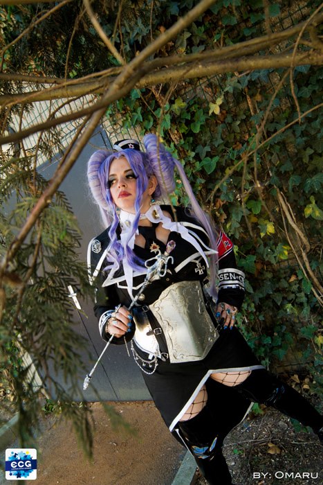 saemaligna's tweet photo. #Costober día 13
- Helga Von Vogelweide de Trinity Blood
No iba tiesa yo ni nada vestida de esta sargenta en el dia de descanso del ECG
Mencion especial a mis dos divinas acompañantes @sumyuna y @mimameborde
El pelucón fue todo un reto y esto fue en 2011
#30DaysOfCosplay https://t.co/9y9vCcwzcQ