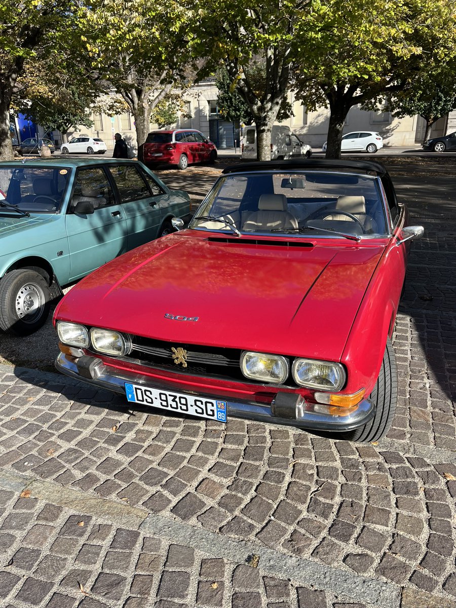 GrgoryR's tweet image. Petite sortie du matin 
#joigny #automobile #ancienne