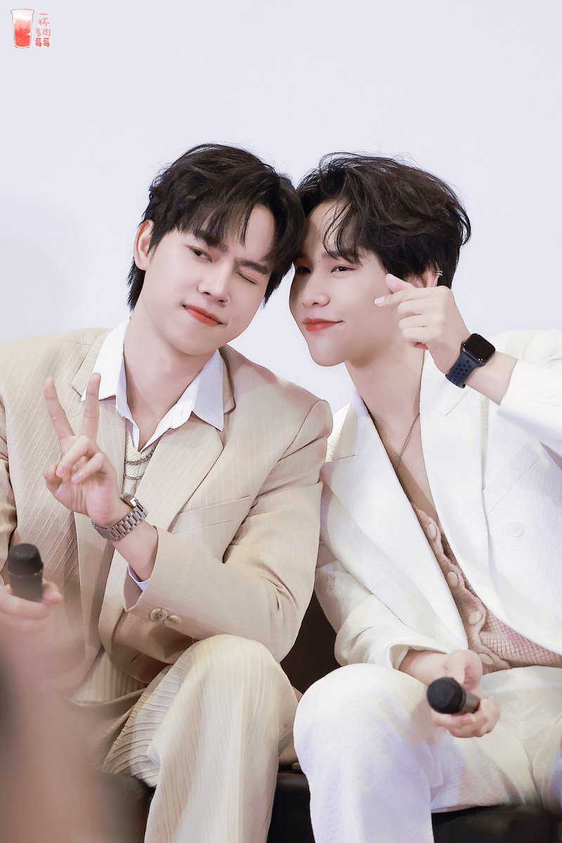 PICO_KST's tweet photo. 15.10.23📸
😘😘😘
@sunnywnrt @pakfaiiii 

#SunnyPakBWLovelyDay
#sunnywnrt #pakfaiiii #WeddingPlanTheSeries https://t.co/1ODngTVmAE