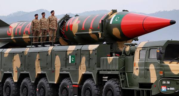 Greater_Pak11's tweet photo. We the people of Pakistan asked our government why you created these nukes? If you don't use them for helping our innocent Muslim brothers and sisters? If you are not willing to go for a fight let us allow and help us in going to #Palestine we will fight. #غزة_الآن
#Gazagenocide https://t.co/G4UuL3S3r4