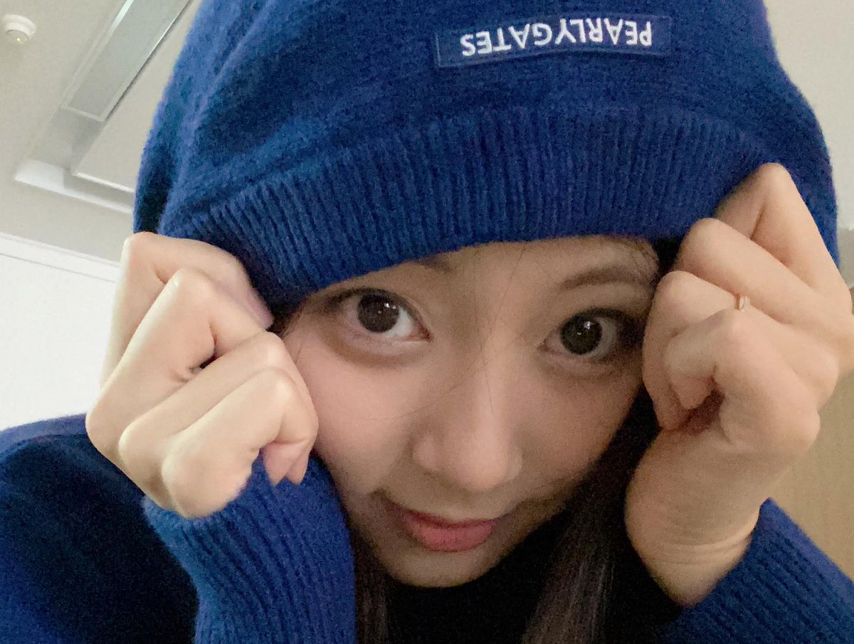 BabyBattenBerg's tweet photo. She Is Such A Cute Dork ππ₯°,
I Love Her So Much π«ΆπΌπ
#Tzuyu #PearlyGates #Twice π¦π
#Cutie #Loml #AdorableDork π«π©· https://t.co/XyV7qttWaP