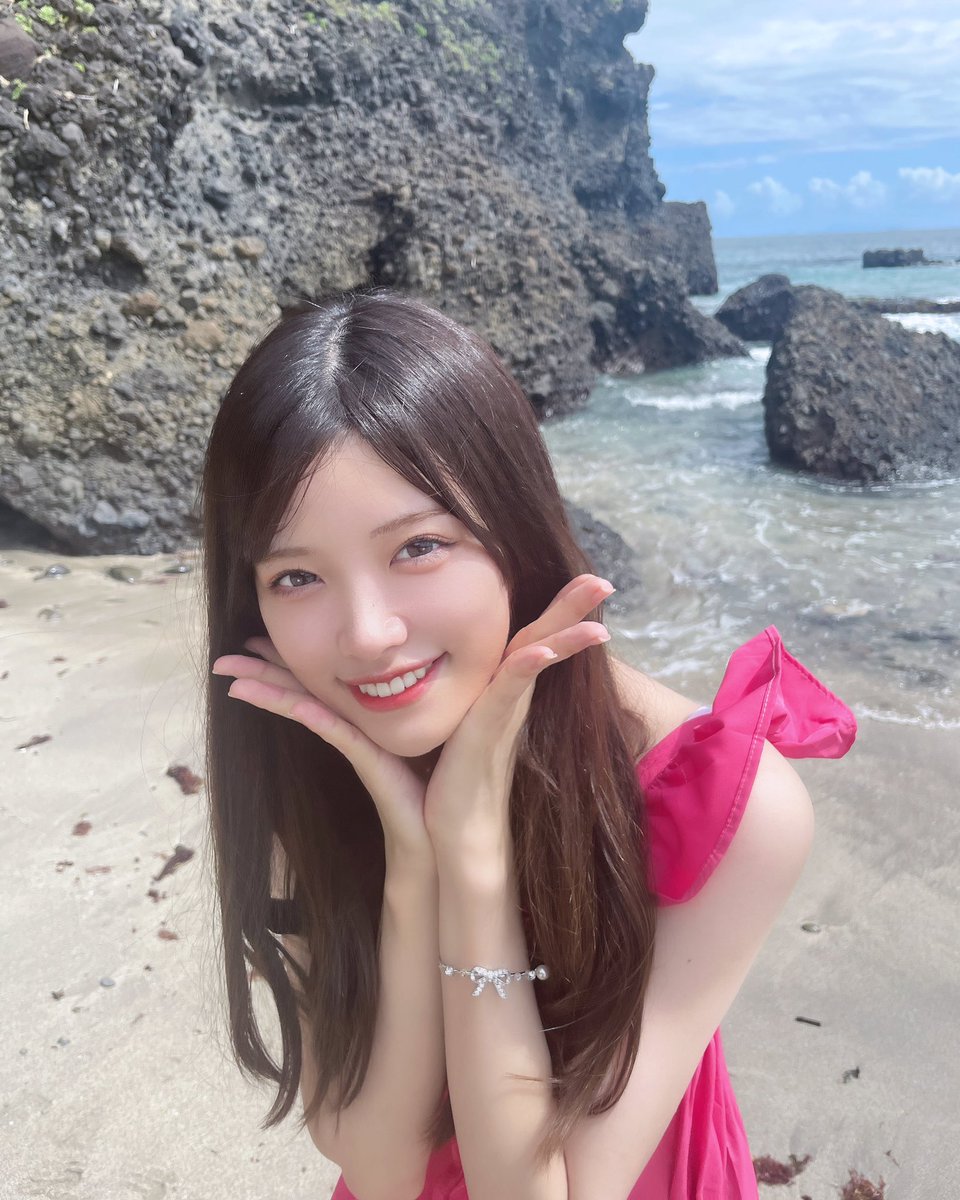 mahiro_y_pls's tweet photo. 25歳になりました！♡

見つけてくれて、応援してくれて
本当にありがとう！！🥰

これからもよろしくね✨✨

#DEARKISS 
#山田まひろ https://t.co/OEQT5kPDnn