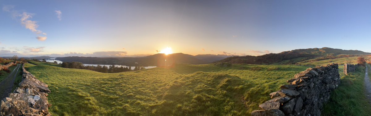 #Panorama of a lovely evening 💕 🌅 a #SaturdaySunset on #Wansfell 🐑 #LakeDistrict #photo #landscape 💚