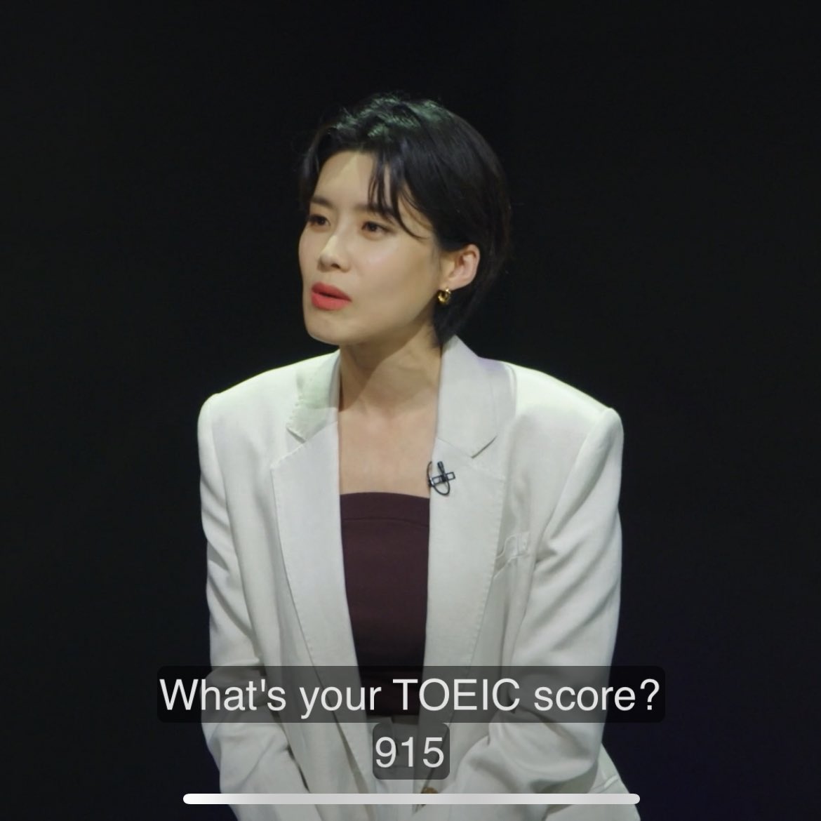 BTSARMYcasa's tweet photo. [💬]
#BACTalks Trivia 

Namjoon pernah bilang di Weverse dia tes TOEIC buat seneng seneng katanya dan di suatu interview dia bilang dia dapet nilai 915/990, skor rata-rata di Korea Selatan sekitar 670 :)

Translate Weverse: 
🐨 tes TOEIC lagi untuk pertama kalinya dalam 10 tahun untuk bersenang-senang.. 🙃

Waktu masih siswa setelah belajar di New Zealand, dia dapet nilai TOEIC 850/990. Dia beberapa kali tes TOEIC buat iseng aja tapi nilainya tetep tinggi 😭