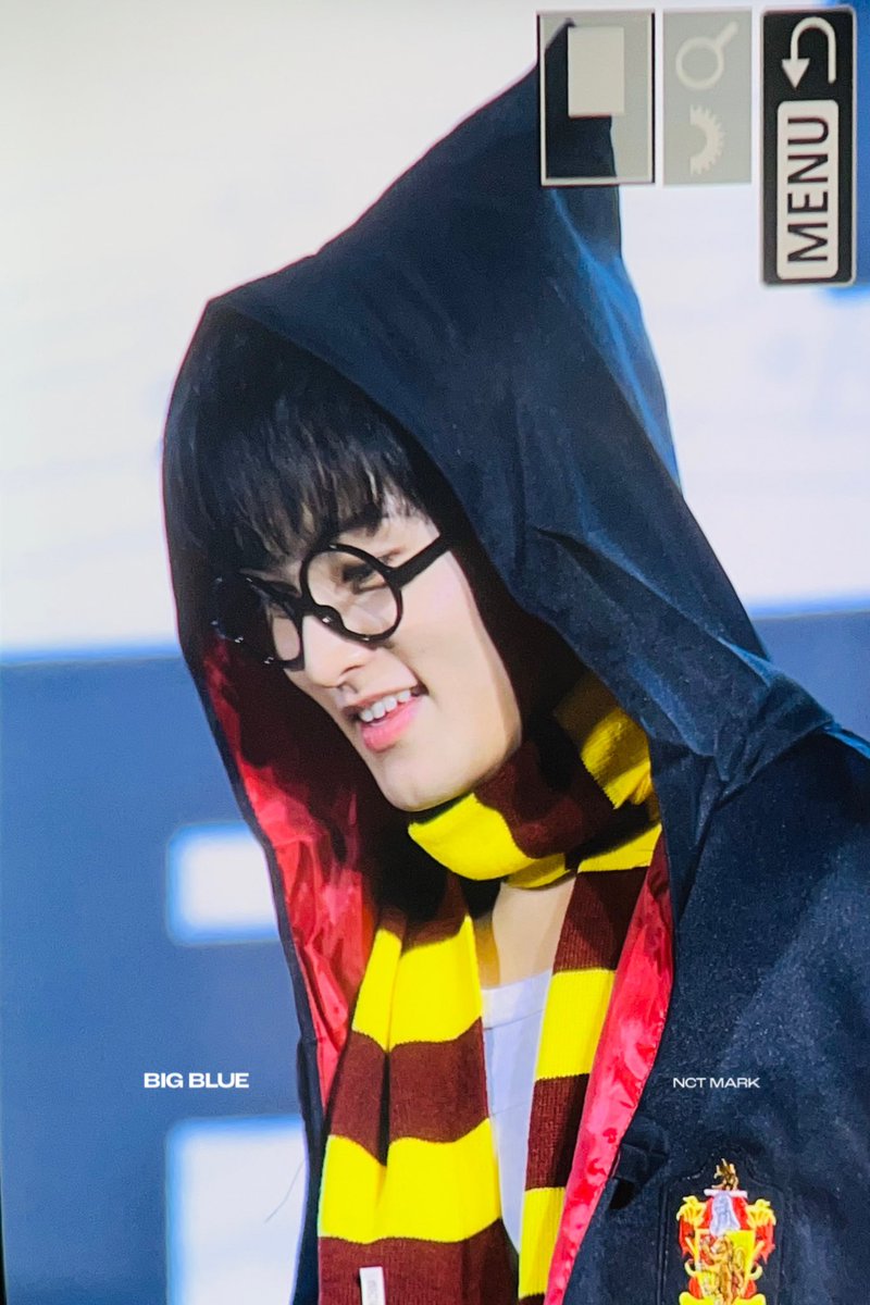 231015 🧙‍♀️
#마크 #MARK #MARKLEE #NCT #NCTDREAM #NCT127 #마버블 #마크버블