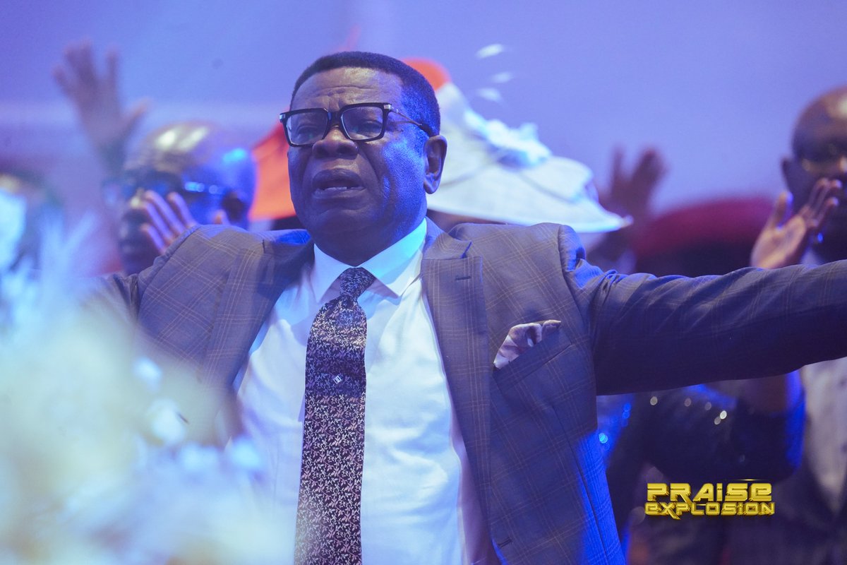 dovetv's tweet photo. PHOTO SPLASH PART 3: PRAISE EXPLOSION. RCCG DOMINION SANCTUARY ACME
@tehillahchoir
@rccghubchoir
@liliannneji
@beautyobodo
@brownoyitso
#ohprimetv
#PraiseExplosion
#rccgdsaofficial
#Sunday
#DoveTelevision
#dovetv https://t.co/0z46ooOq4v