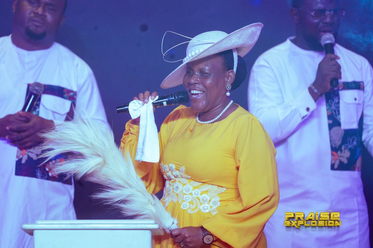 dovetv's tweet photo. PHOTO SPLASH PART 3: PRAISE EXPLOSION. RCCG DOMINION SANCTUARY ACME
@tehillahchoir
@rccghubchoir
@liliannneji
@beautyobodo
@brownoyitso
#ohprimetv
#PraiseExplosion
#rccgdsaofficial
#Sunday
#DoveTelevision
#dovetv https://t.co/0z46ooOq4v