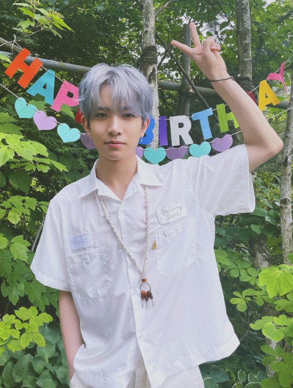 InfiniteGloss_'s tweet photo. Happy Birthday hee!!!!! ❤️ ❤️ ❤️ ❤️ ❤️ ❤️ ❤️

ALL STAR HEESEUNG DAY 
#AceCardHEESEUNG
#낭만으로_가득할_희승이의_계절
#HEESEUNG #희승 https://t.co/Mrlmjln1TT