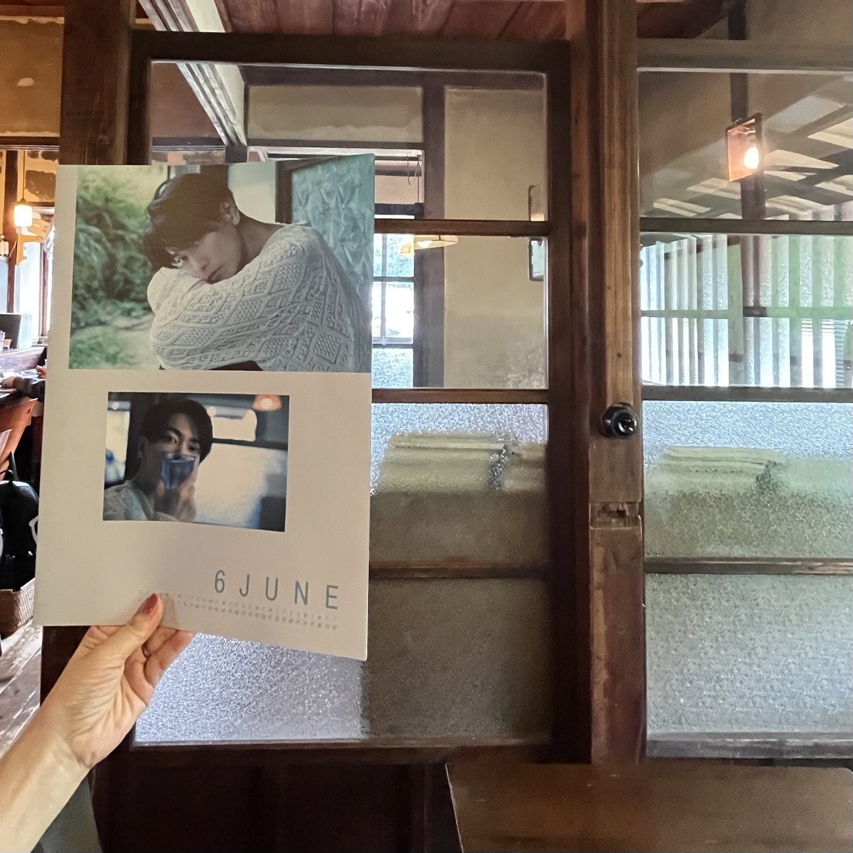 taketosora's tweet image. 直島旅①カフェサロン中奥

偶然たけるさんたちと同じ席に座れた😆✨
昭和レトロな空間にかわいいものがたくさんあってとてもいい雰囲気
店員さんも親切で最近ファンの方来ないねって話してたんですよって言われた笑

#佐藤健カレンダー2023