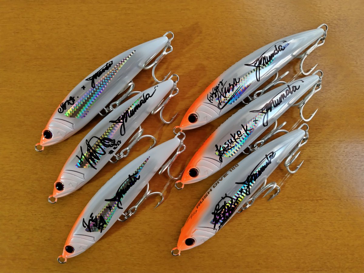 フォロー&amp;リポストでプレゼントいたします！

#佐渡ビッグゲーム　大会のゲストアングラーとのコラボサインルアーです。

えびこさん（<a href="/NALUSanglers/">えびこ</a>）
宮城梓さん（<a href="/azusa54/">宮城 梓</a>）
清宮康介さん（<a href="/kiyomiya_k/">清宮 康介</a>）
佐々木俊さん（<a href="/shunshun1718/">shun sasaki</a>）
山崎辰也さん（<a href="/tatsuya0721y/">山崎辰也</a>）