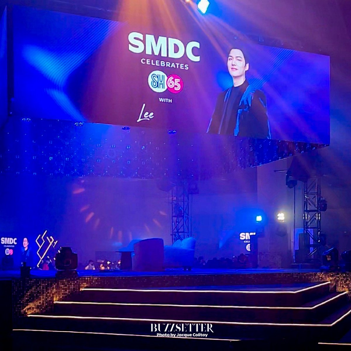 buzzsetter_'s tweet image. 𝐇𝐀𝐏𝐏𝐄𝐍𝐈𝐍𝐆 𝐍𝐎𝐖‼️

SMDC's 65th Anniversary 💙

#LeeMinHo #actorleeminho
 #LeeMinHoForSMDC #LeeminhoinManila2023