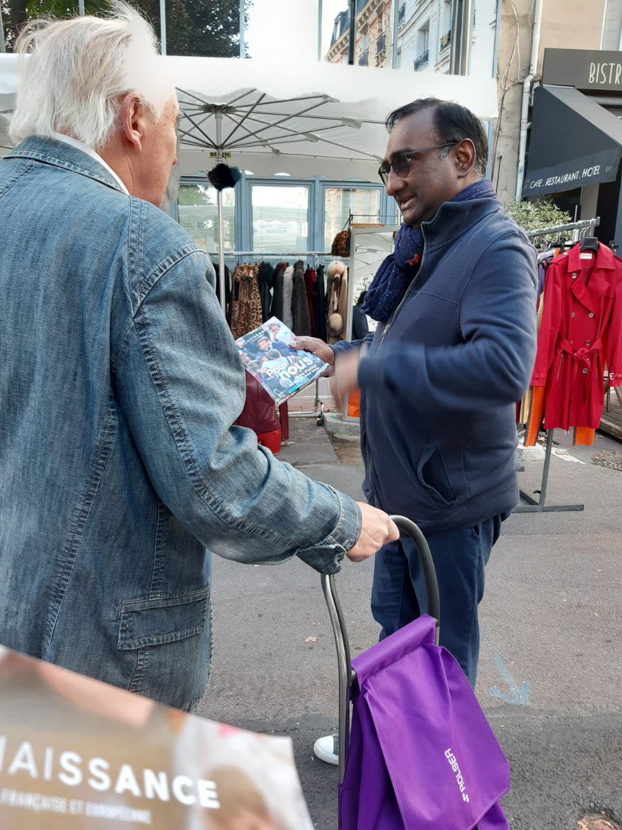Présents ce matin au marché Victor Hugo à #Montrouge !
"le bouclier de l'unité nous protégera de toutes les haines'' ! <a href="/EmmanuelMacron/">Emmanuel Macron</a>