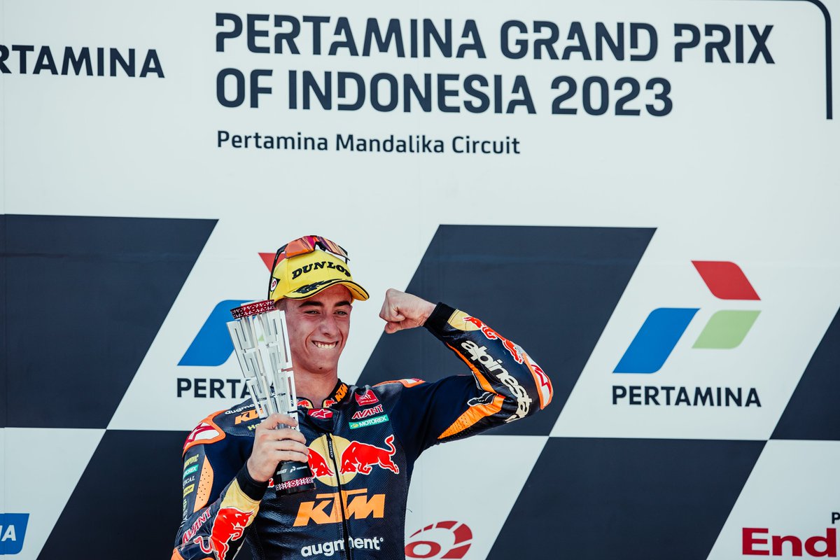 He's on a roll! 👏🏆

Win number 7 for @37_pedroacosta and the @RedBull_KTM_Ajo team. Congrats, Orange squad! 🍾

#KTM #ReadyToRace #IndonesianGP 🇮🇩