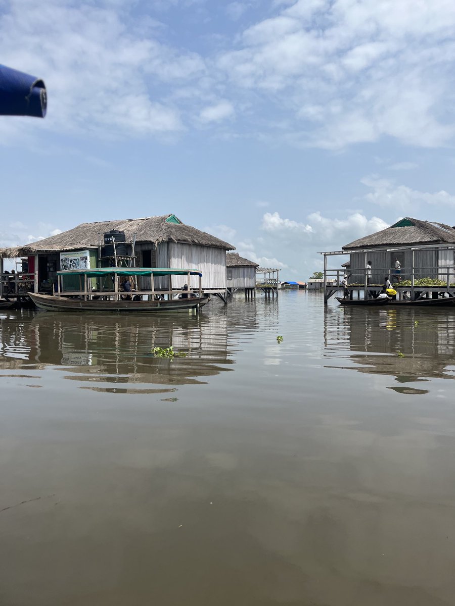 YvesBigot's tweet image. #ganvié #pilotis #benin