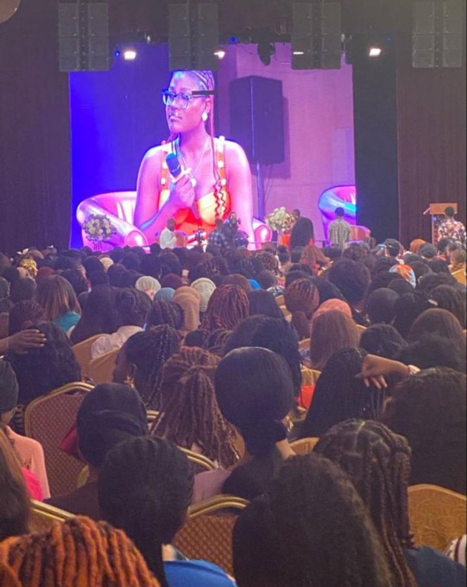 LindaSt05809413's tweet photo. Picture of the moment! Just a young girl that rose from the ashes like a phoenix! This girl right here is how every young girl with dreams should be like. "Actually,thrz nothing you can't achieve if you set your mind on it" Alex 2023
#AlexUnusual #AlexXfintribe https://t.co/KPCTLoLrkM