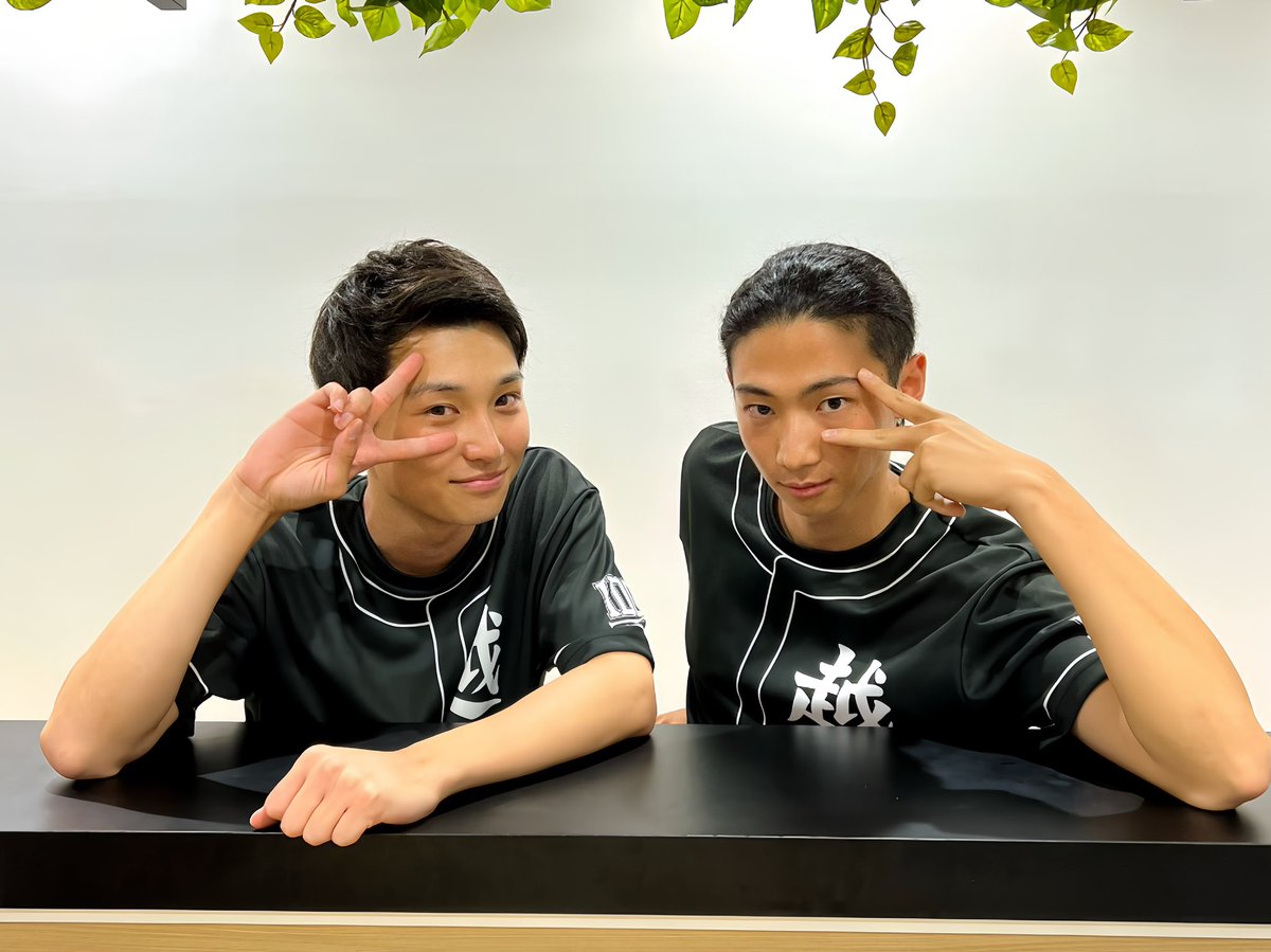 HORIPROMEGURO's tweet photo. #橘優輝 #絃瀬聡一

📺TBS 日曜よる9時～
#日曜劇場「#下剋上球児」に
#橘優輝 #絃瀬聡一 が出演します⚾️

橘は、元陸上部で大会記録を持つ俊足、ポジティブ人間の #久我原篤史 を演じます🏃‍♂️
絃瀬は、幽霊部員となってしまった、ふわふわした性格の #紅岡祥悟 を演じます💭

2人の活躍をご覧ください☺️ https://t.co/aUNAgxj7Iu