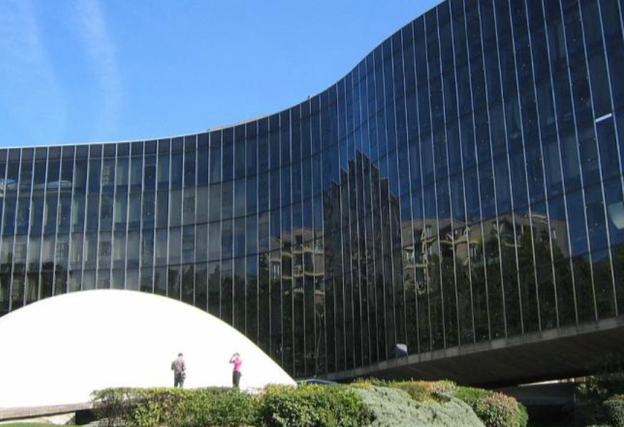 Fabien Roussel tweet media