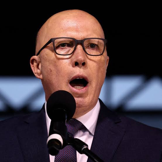 Just a simple RT if you think Peter Dutton is a complete arsehole